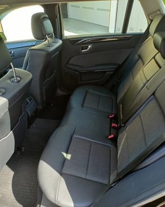 Mercedes-Benz Klasa E cena 62000 przebieg: 223000, rok produkcji 2009 z Torzym małe 529